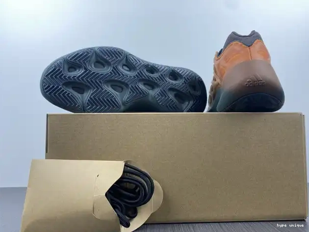 hype Yeezy GY4109 Boost Copfade Adidas 700 V3 0518